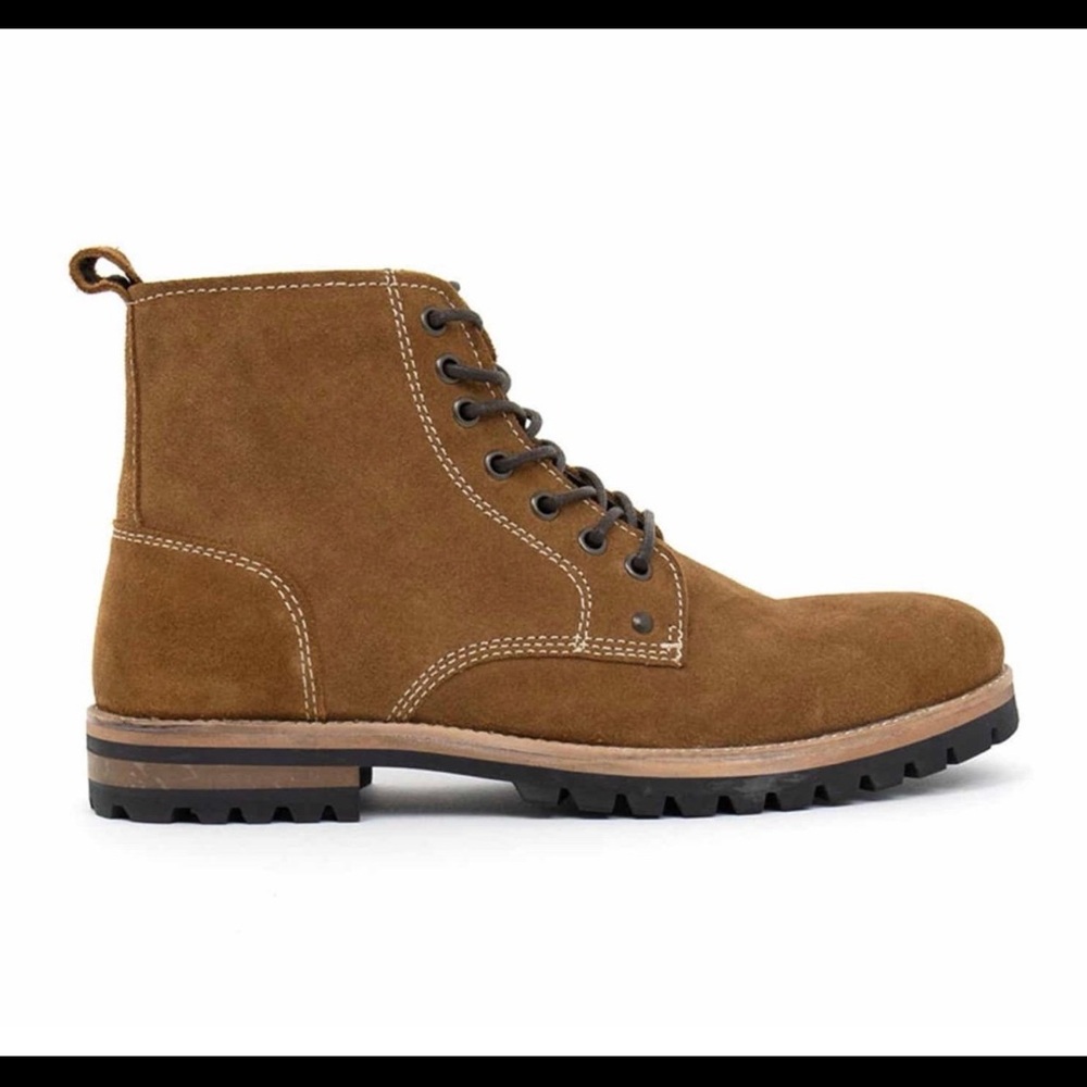 Crevo Men's Tan Suede Ankle Boots - Picture 3 of 7